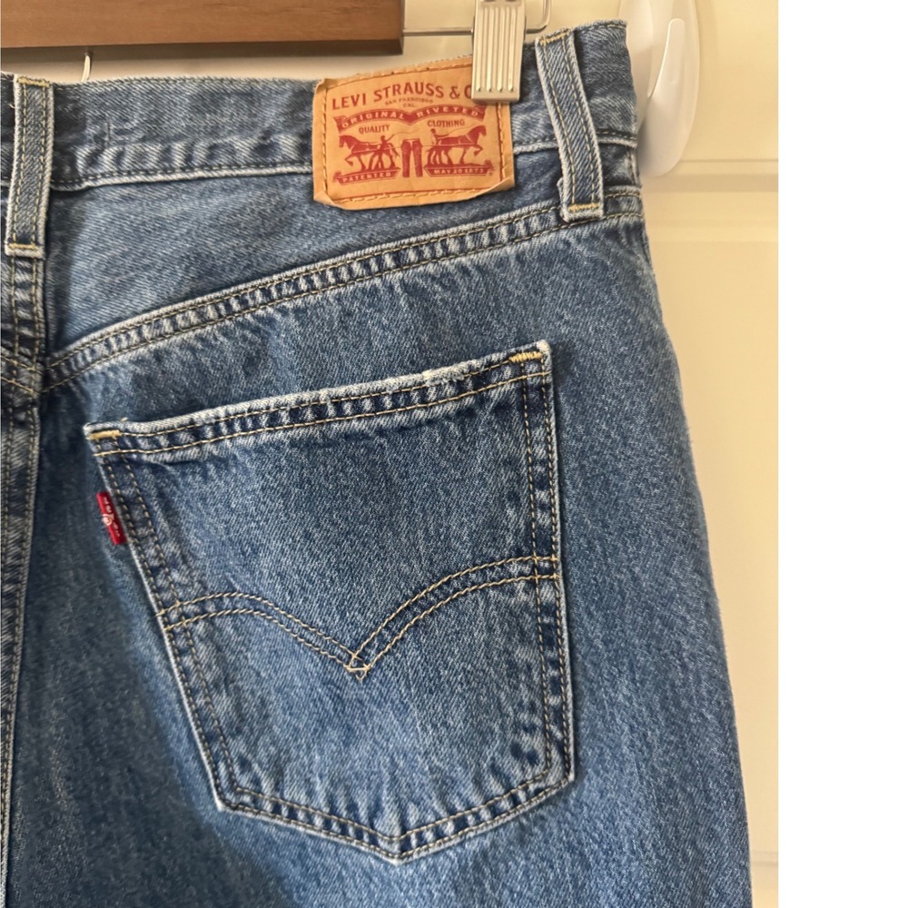 Levis sz 29 Women Blue Low Pro Straight Leg Dark Denim Distressed Baggy Jeans - Picture 10 of 15